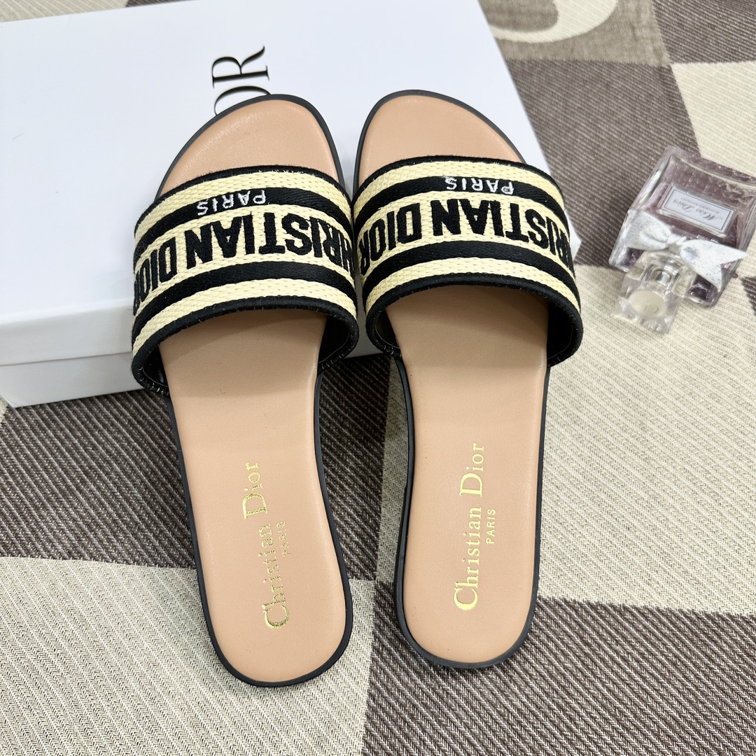 D shoe(SH122550--070) - Image 4