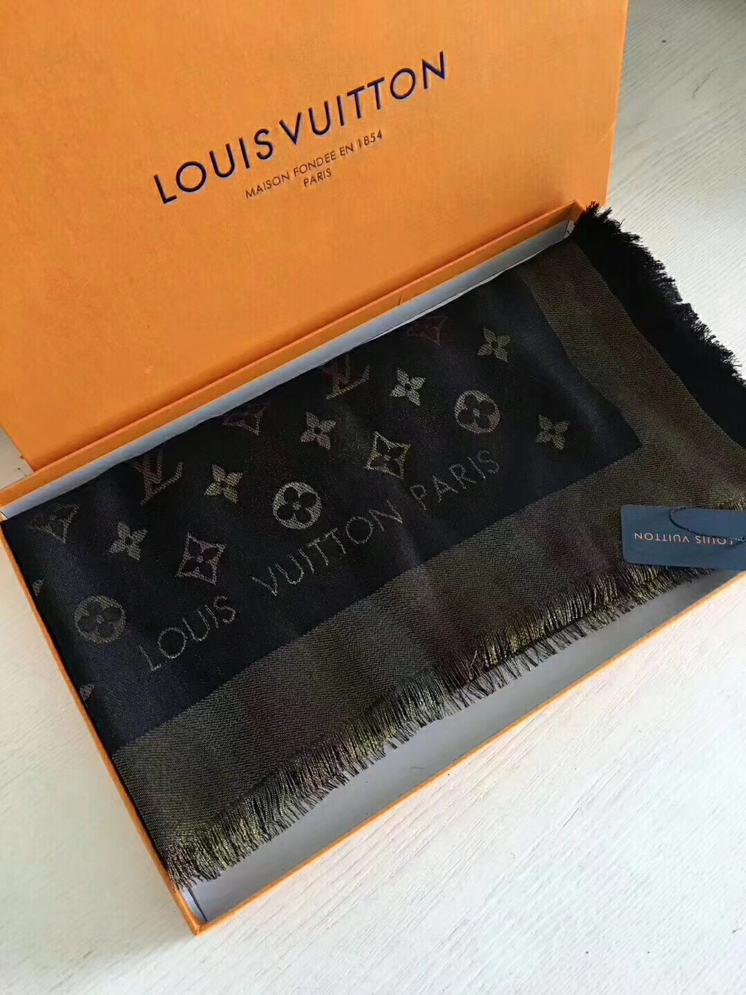 LV Scarf (2508150010030) - Image 6