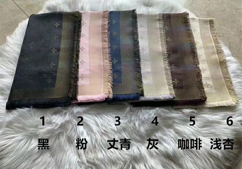 LV Scarf (2508150010030) - Image 2