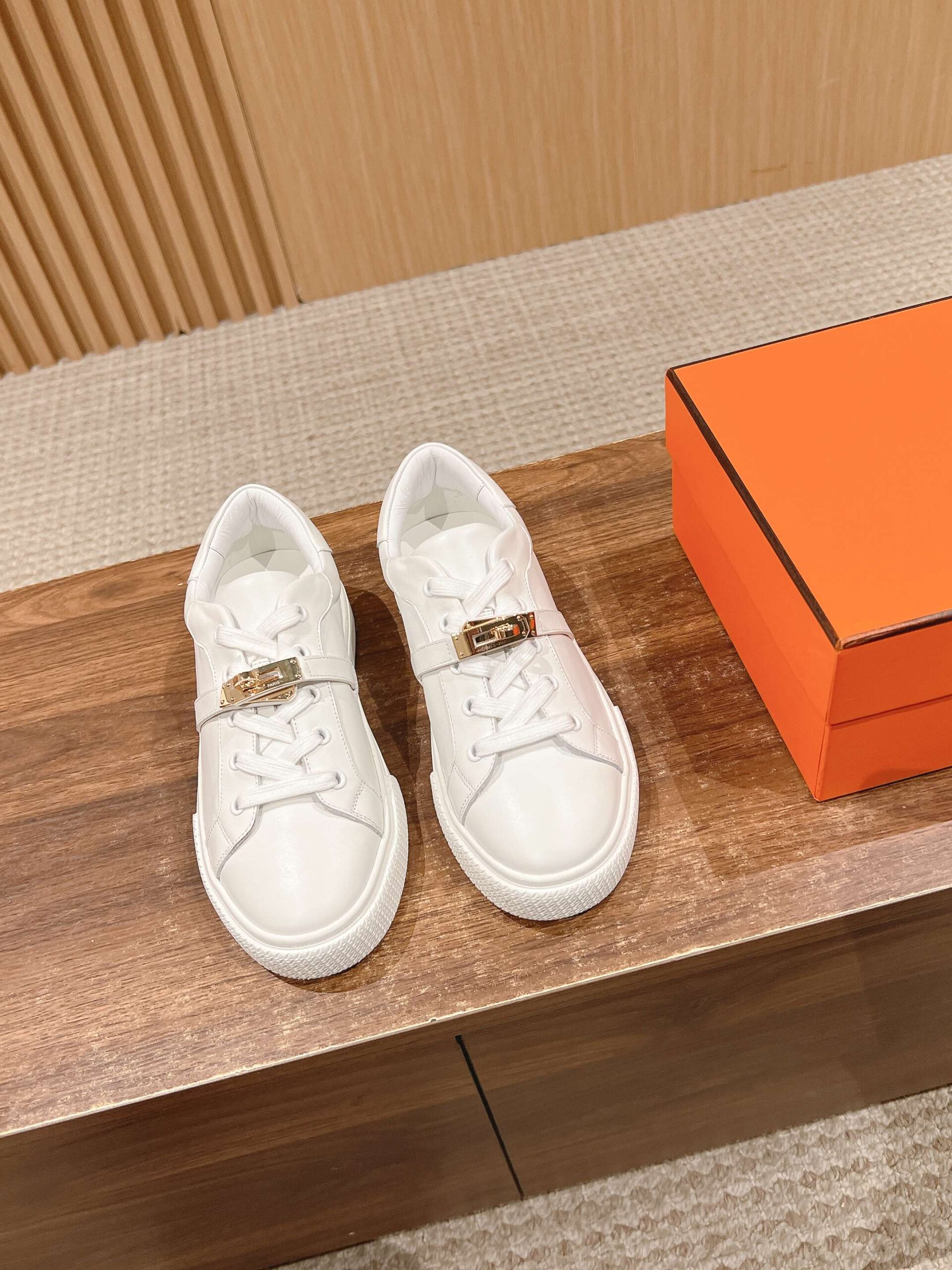 H shoe(SH127135--090) - Image 2