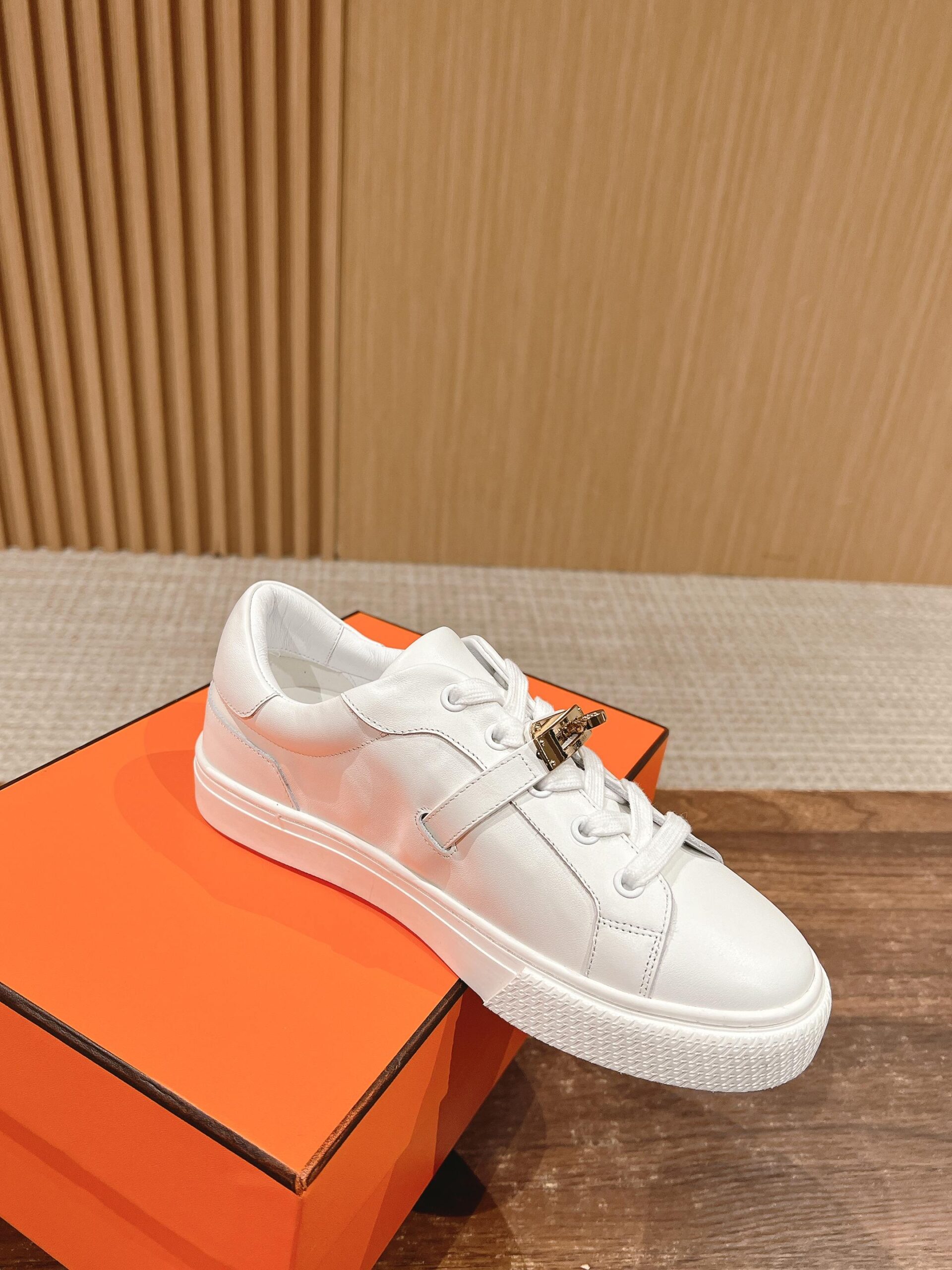 H shoe(SH127135--090) - Image 4