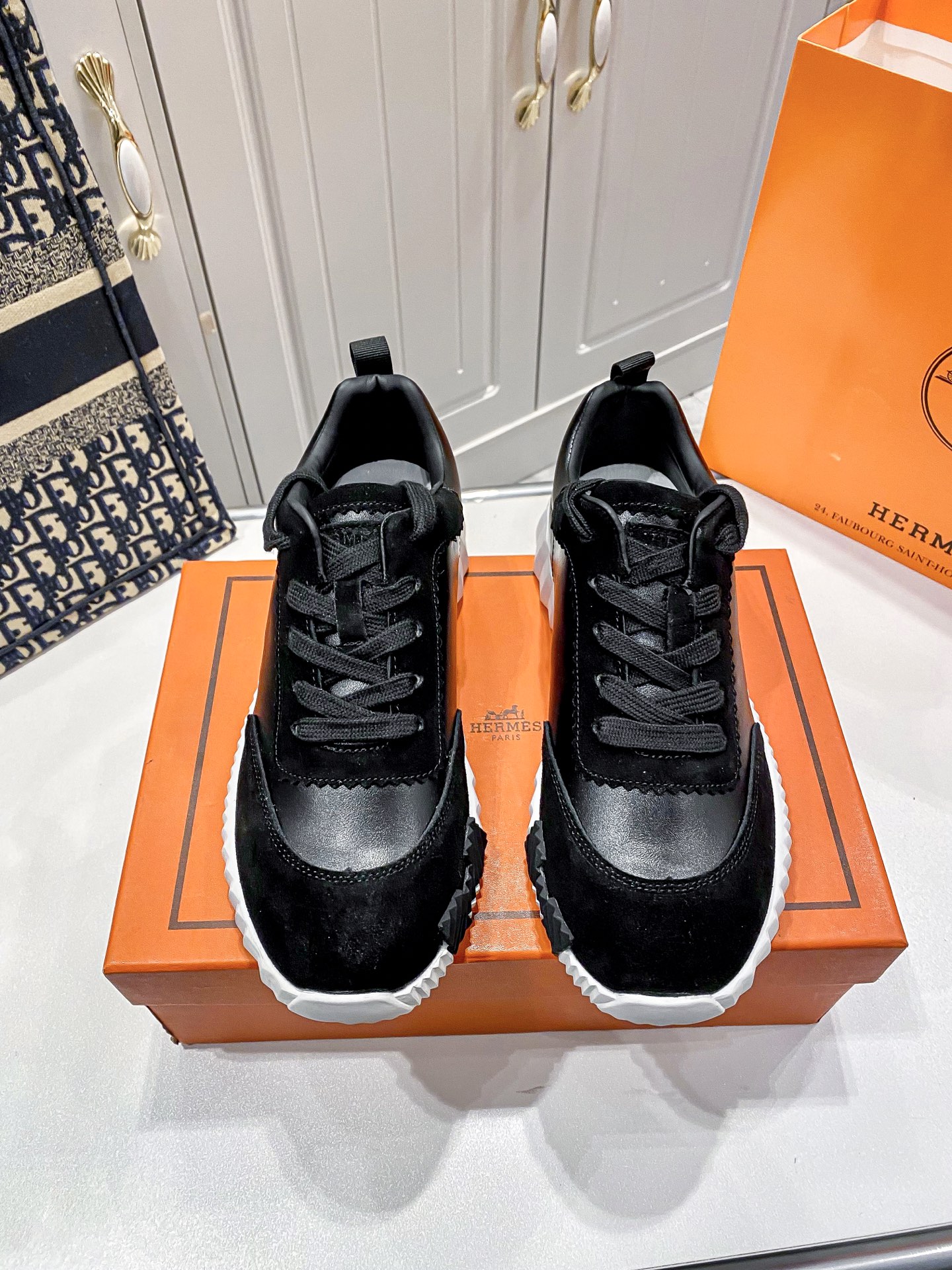 H shoe(SH126584--092) - Image 2