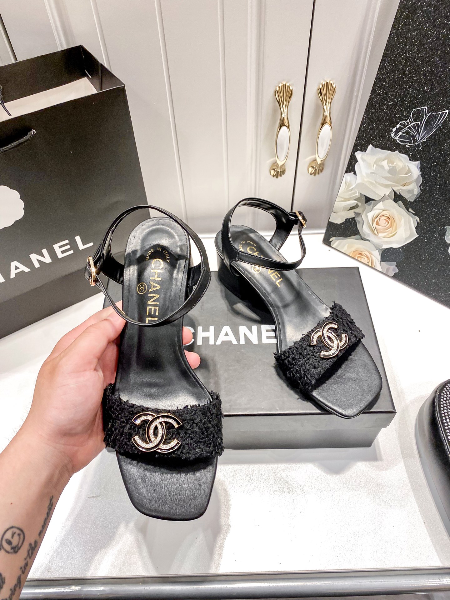 C shoe(SH129090--095) - Image 3