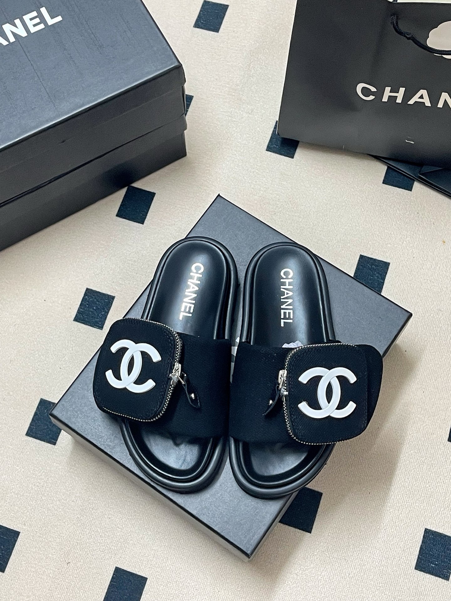 C shoe(SH128898--095) - Image 2