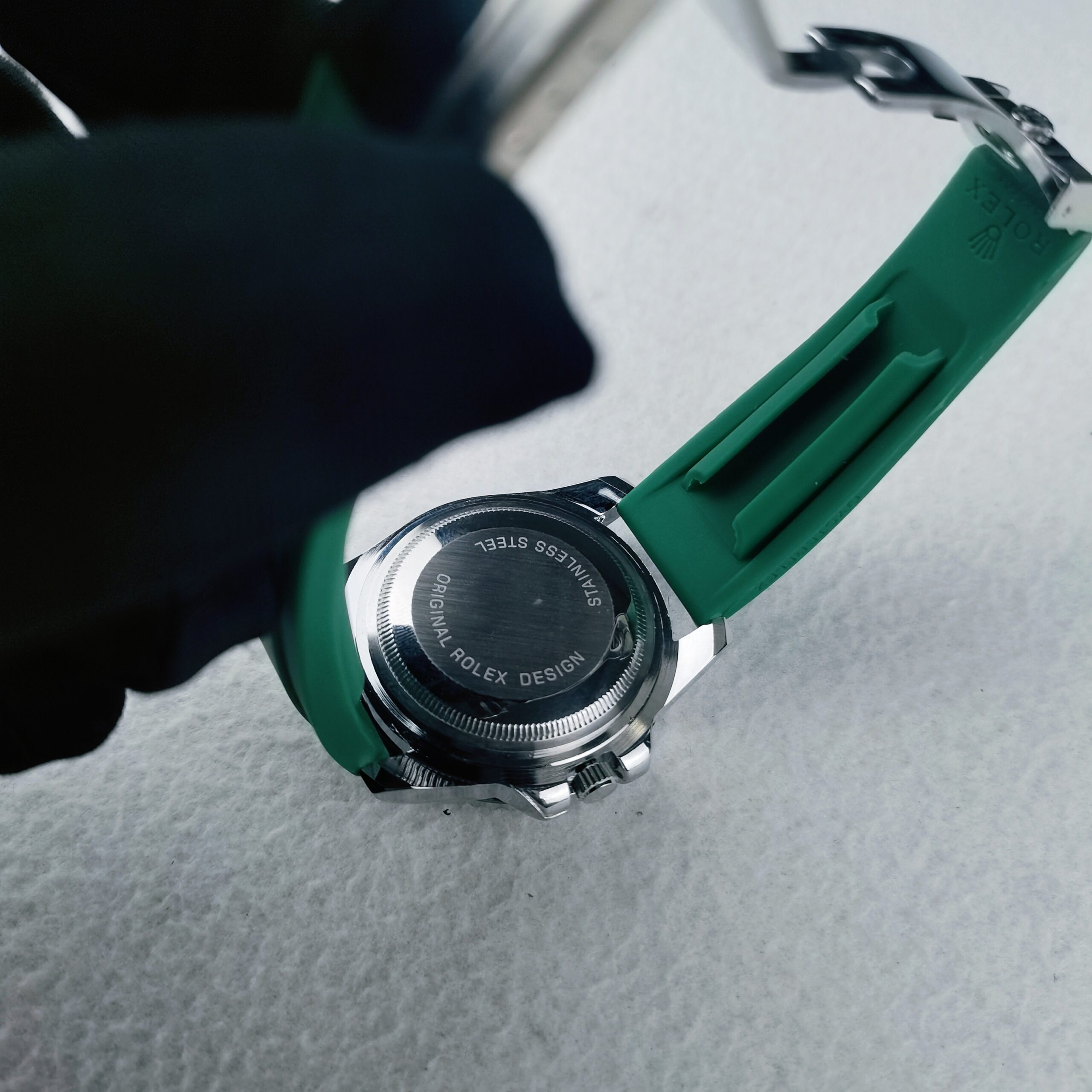 R watch(W006) - Image 4