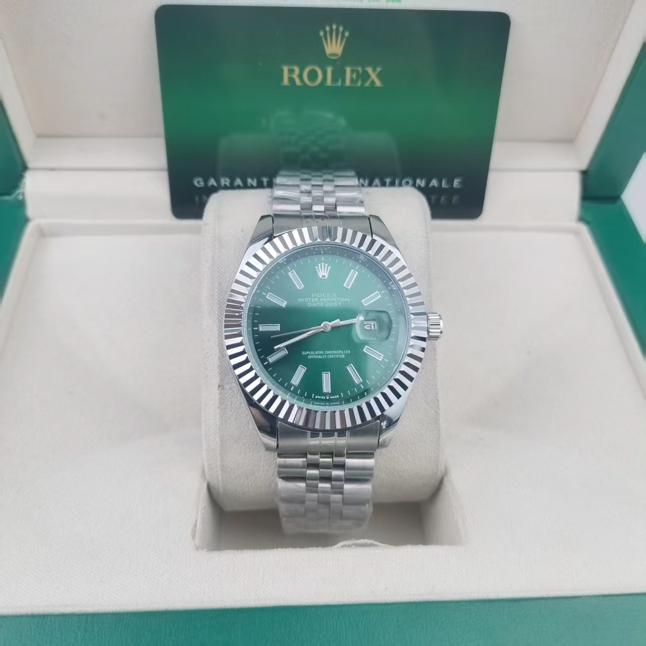 R watch(W002) - Image 7