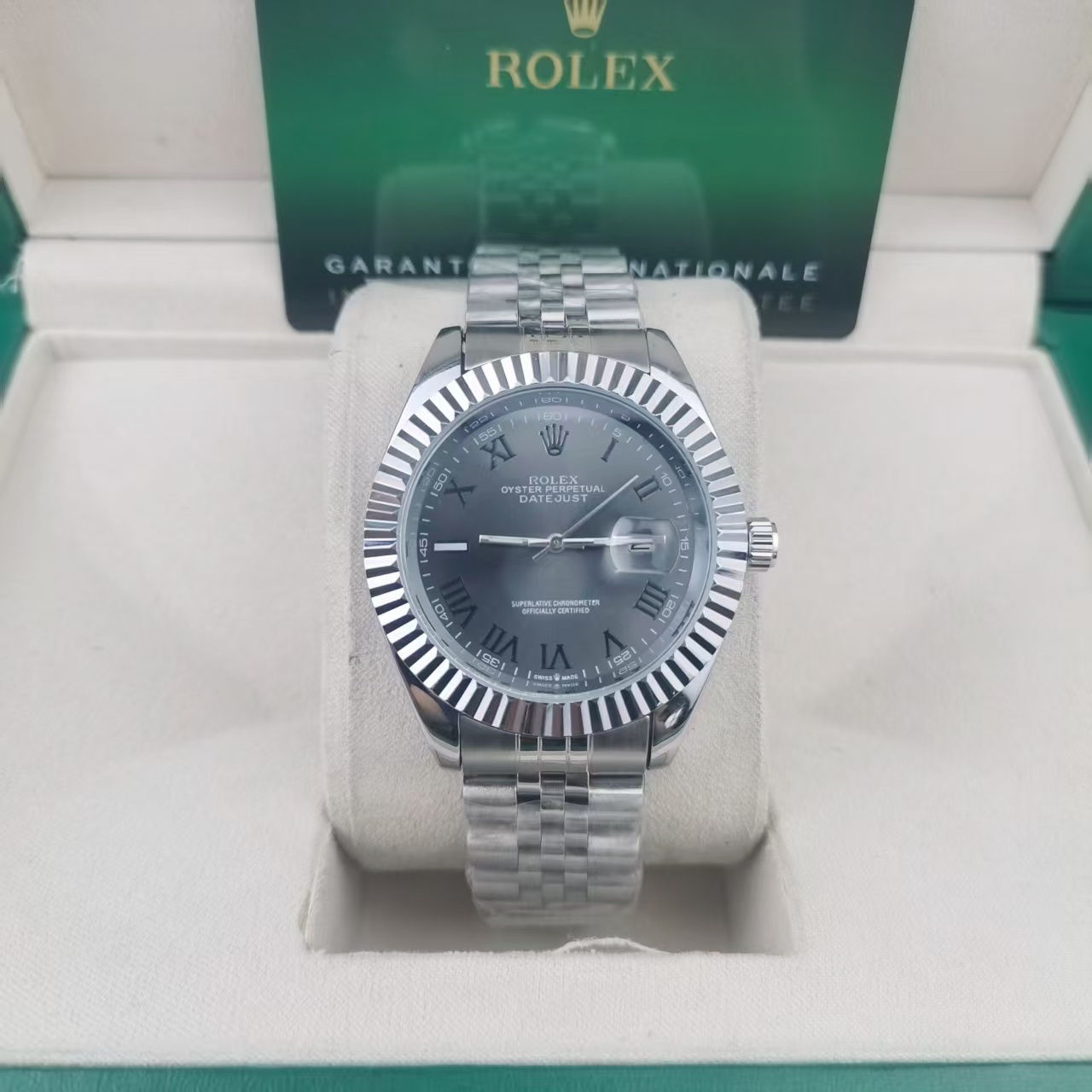 R watch(W002) - Image 6