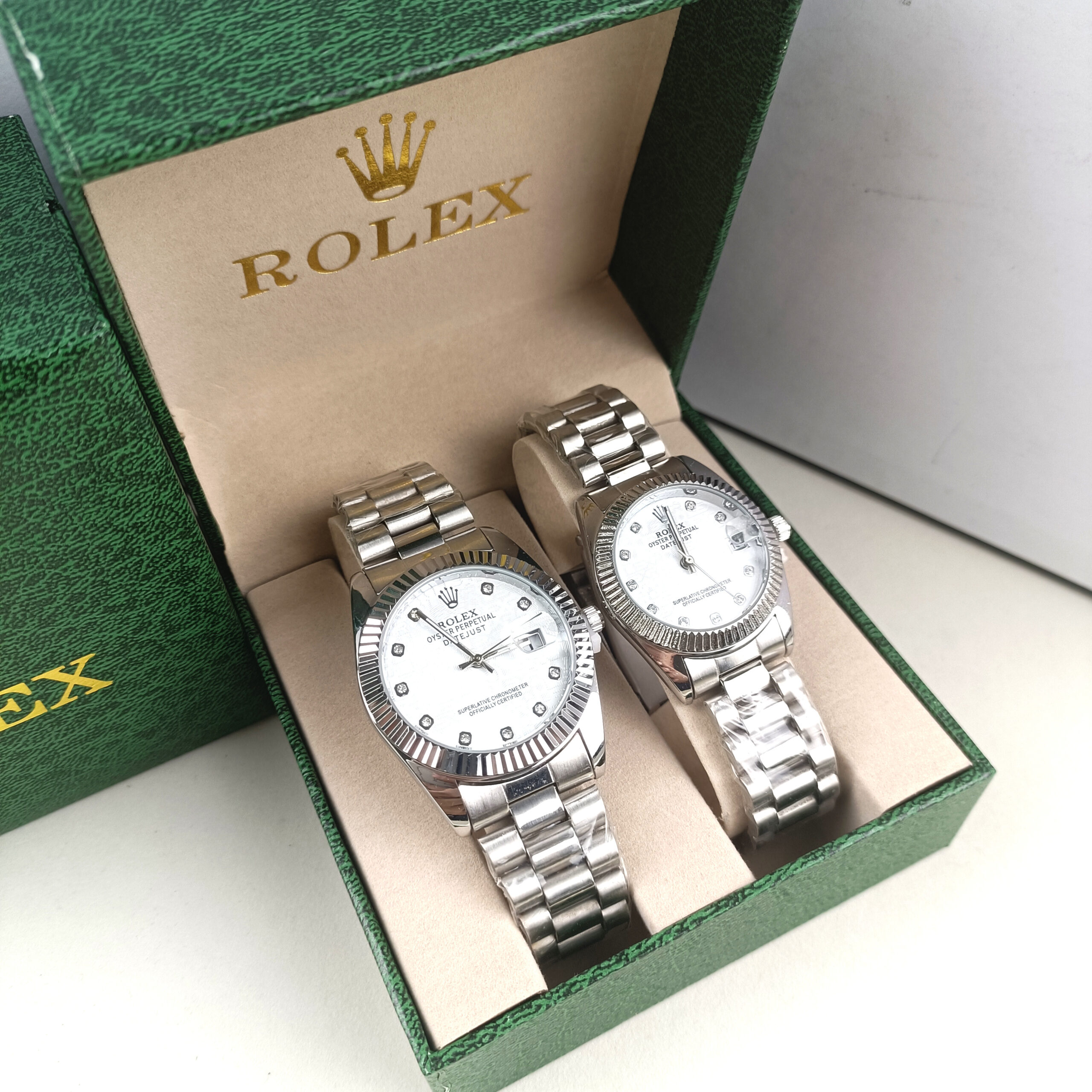 R watch(W004) - Image 2