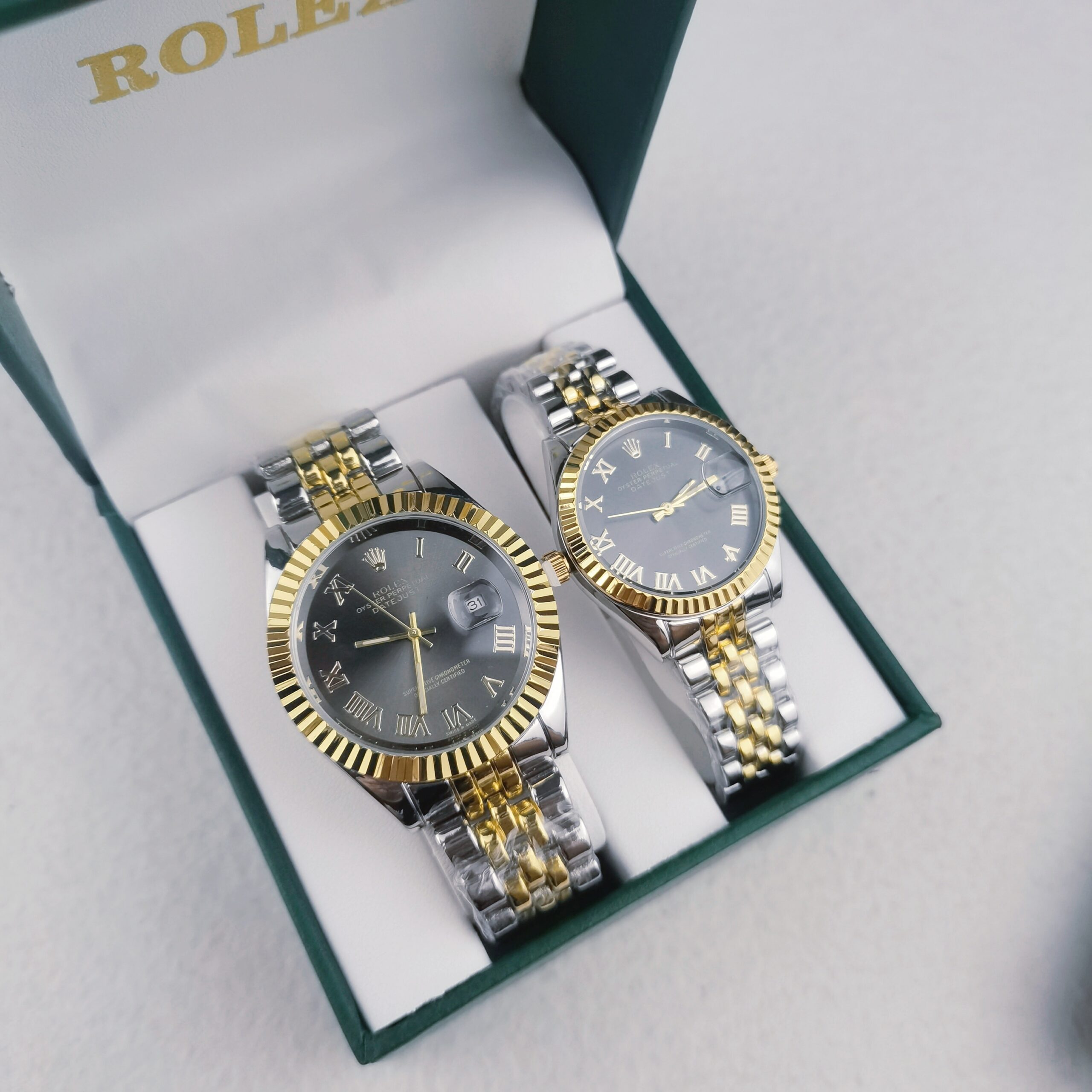 R watch(W005) - Image 2