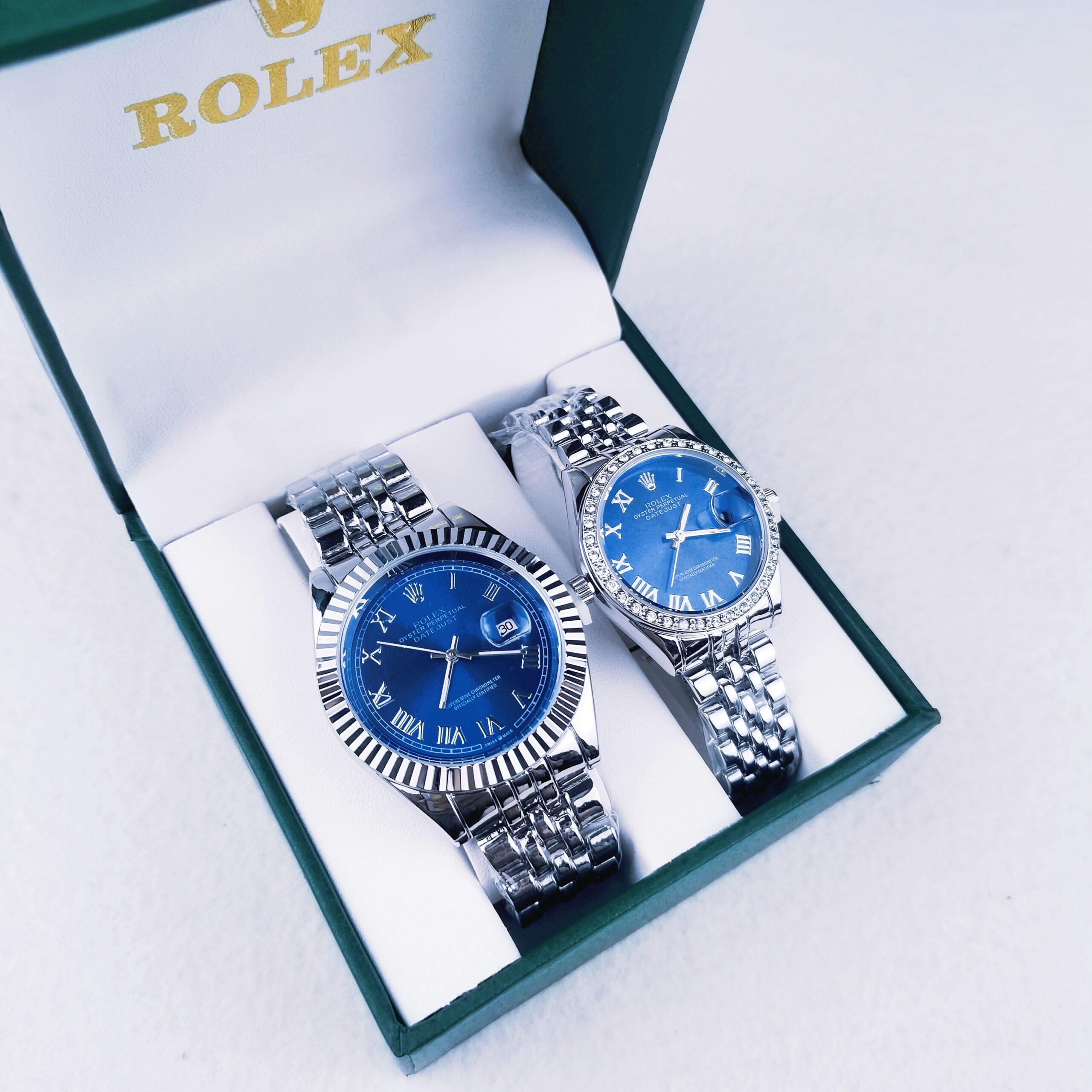 R watch(W005) - Image 4