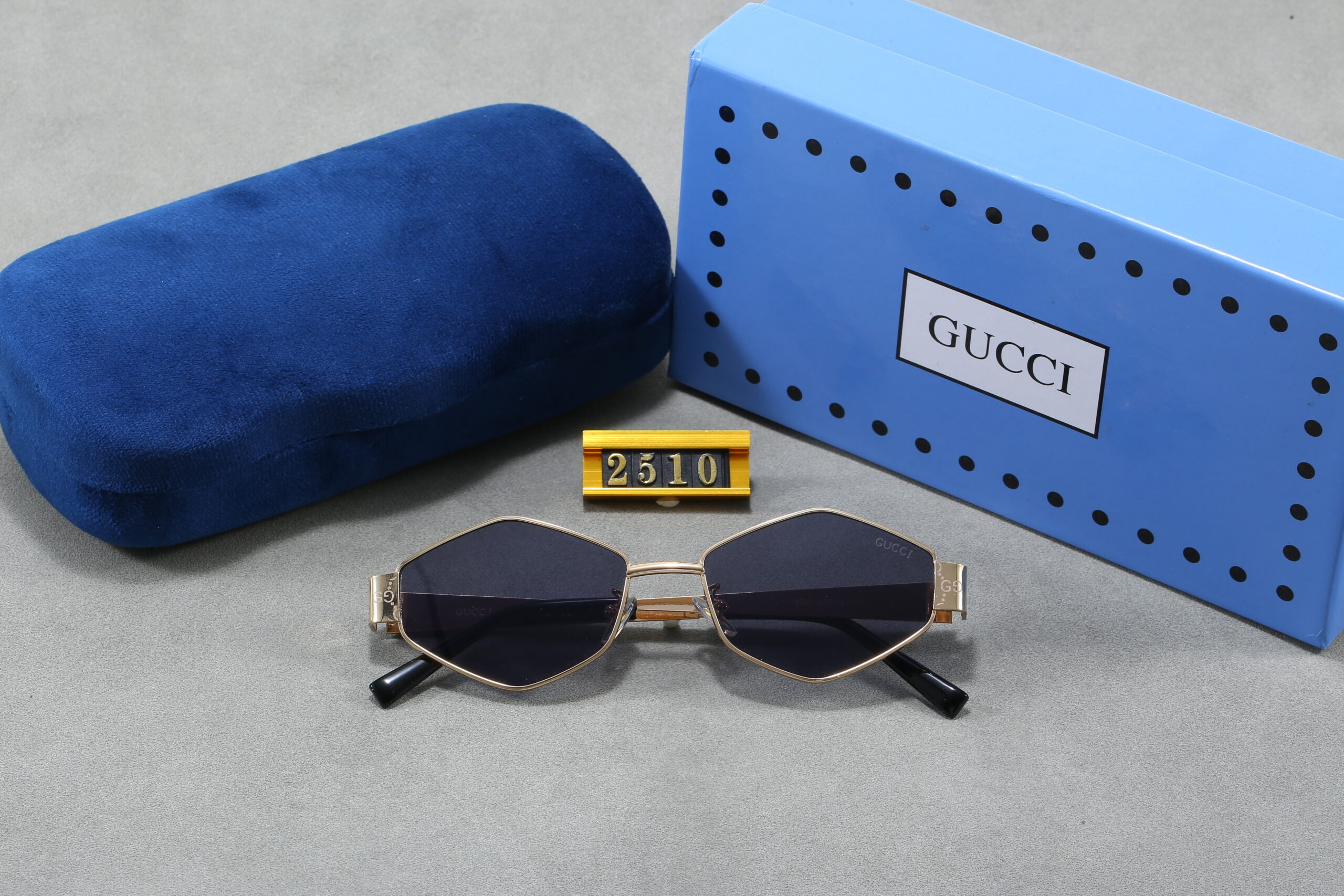 GG sunglasses(2510) - Image 9