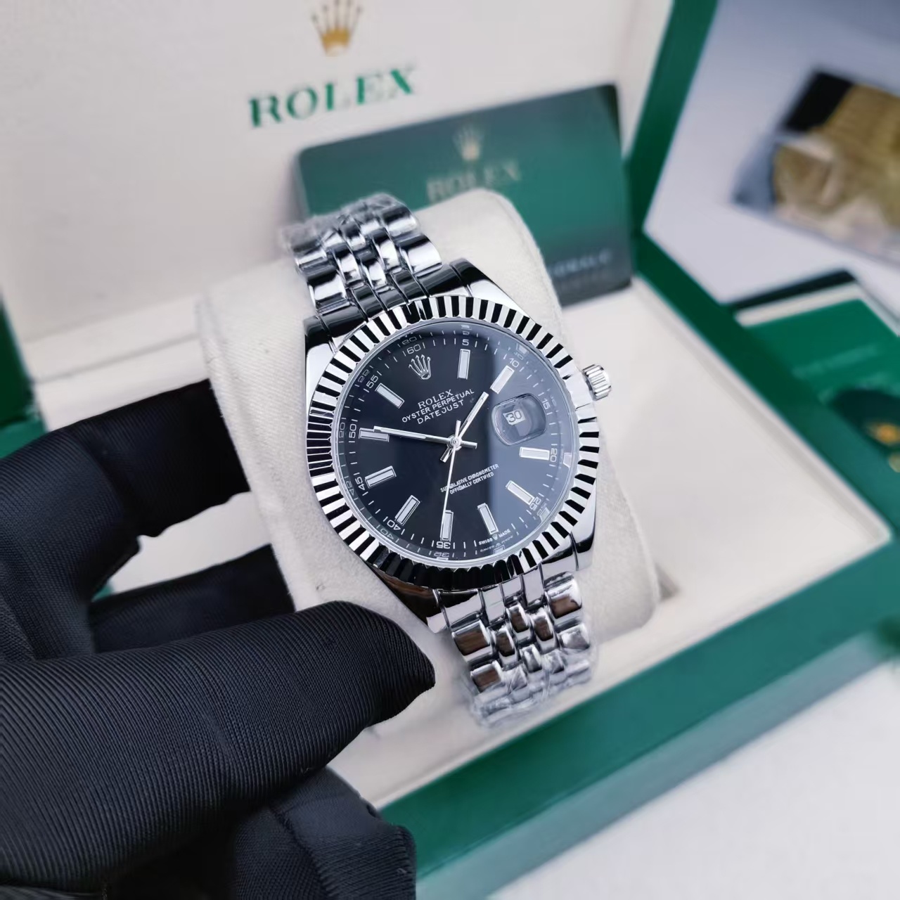 R watch(W008) - Image 2